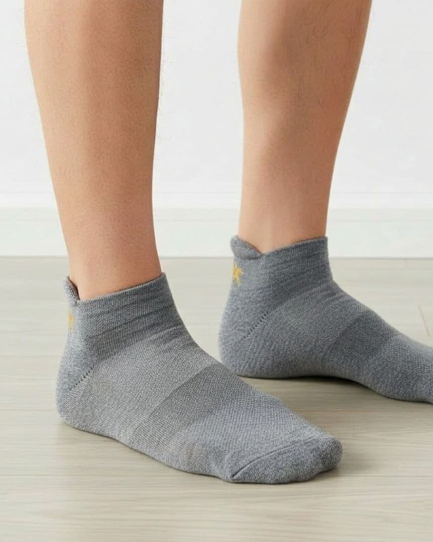 Premium Antimicrobial Ankle Socks – Breathable Odor Control Comfort