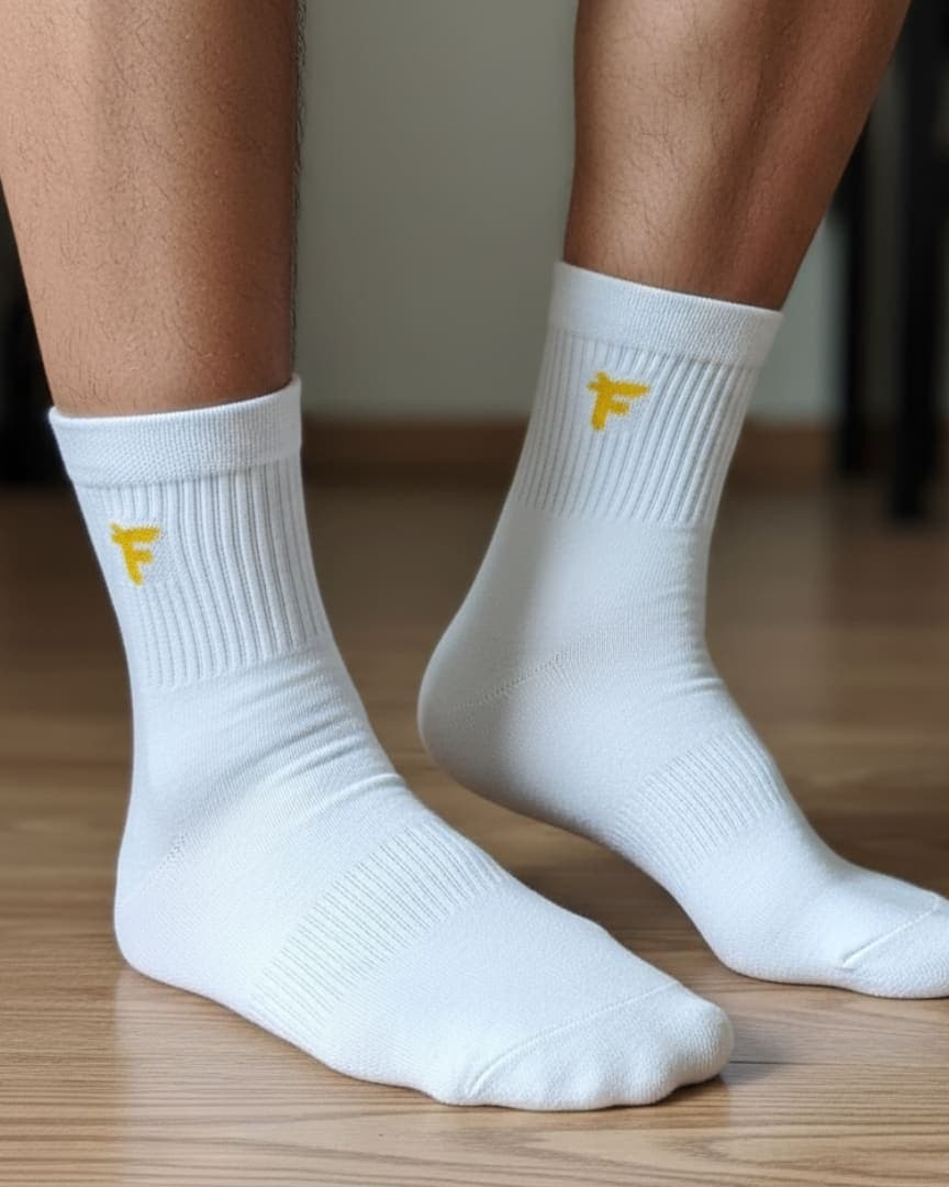 Men’s Antimicrobial Cotton Ribbed Crew Socks hover