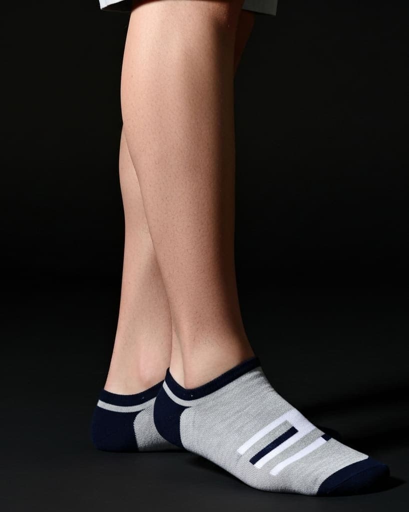 Grey Sporty Low-Cut Socks with Black & White Stripes – Casual Athletic Comfort