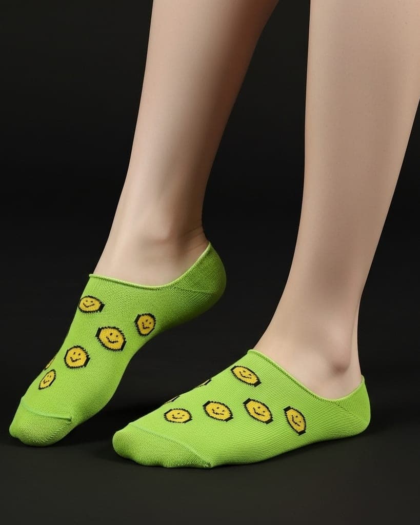 Green No-Show Socks with Smiley Face Design – Fun & Comfortable Everyday Wear hover