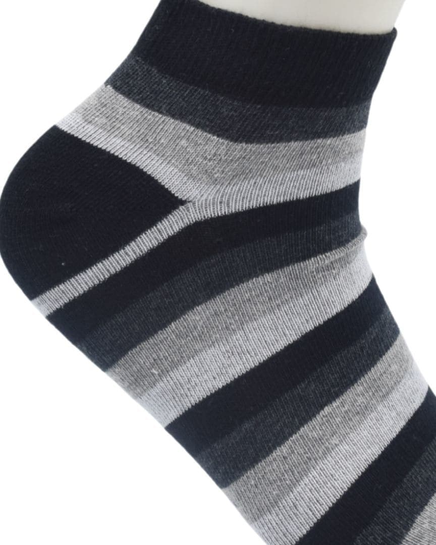 Men’s Ankle-Length Striped Socks – Black & Grey