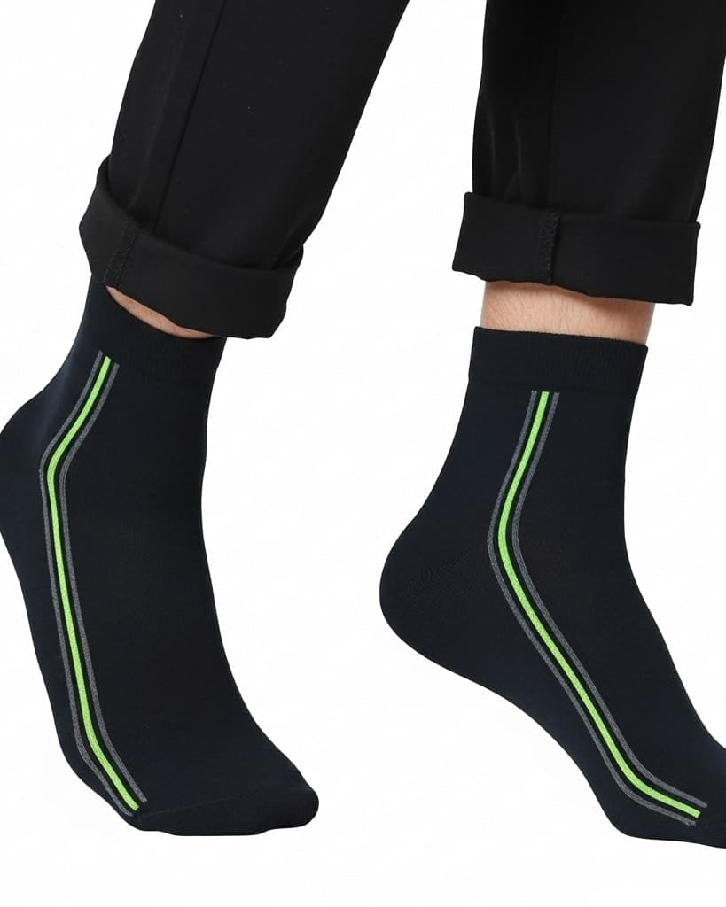 Men’s Black Crew Socks with Green Stripe – Stylish & Comfortable