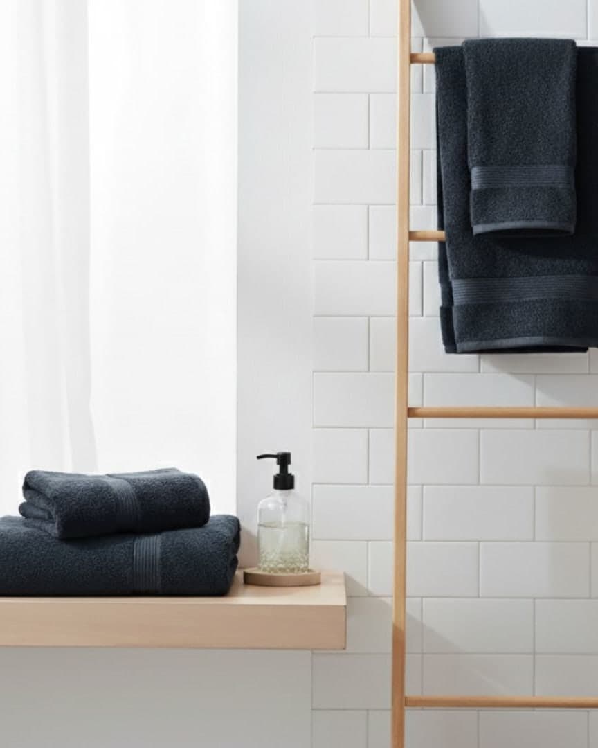 Quick Dry Charcoal Grey Cotton Bath Towel – 510 GSM, Large Size (130×75 cm) Ultra Soft & Super Absorbent hover