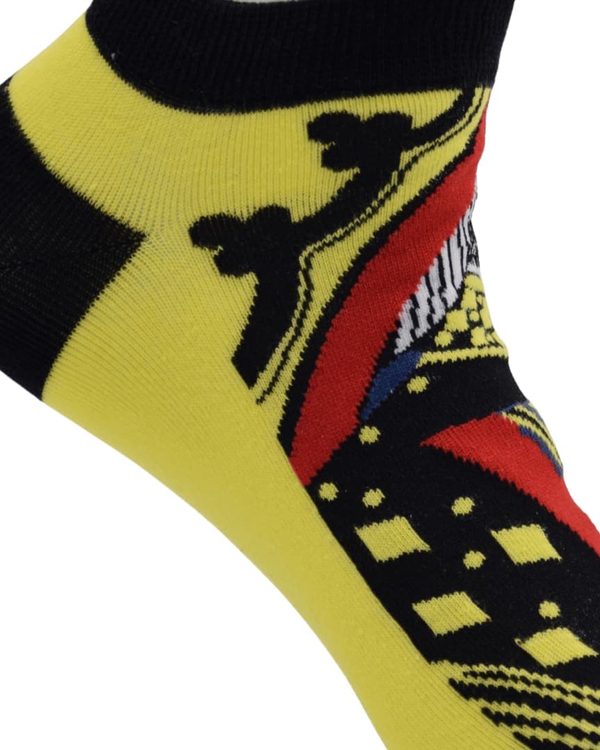 Playing Card Queen Design Ankle Socks – Bold Yellow & Black Unisex Fashion Socks