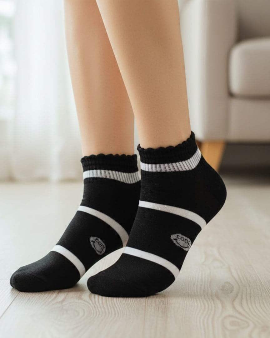 Black & White Striped Ankle Socks | Soft Cotton Casual Socks