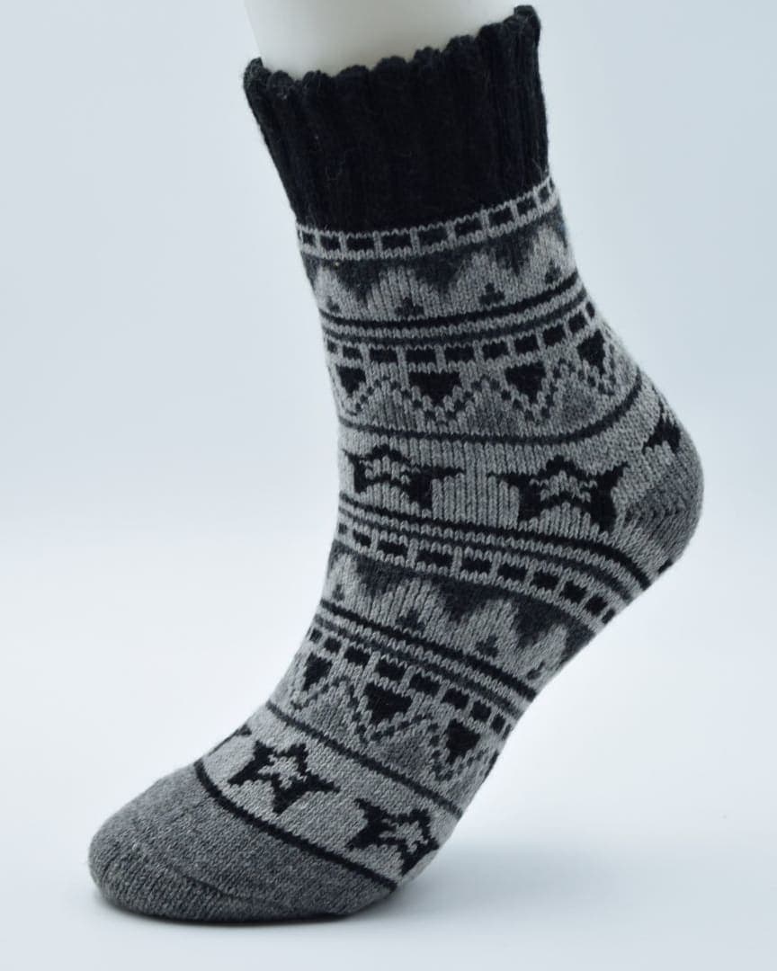 Heavyweight Nordic Unisex Winter Socks | Black & Grey Thermal Lounge Socks1
