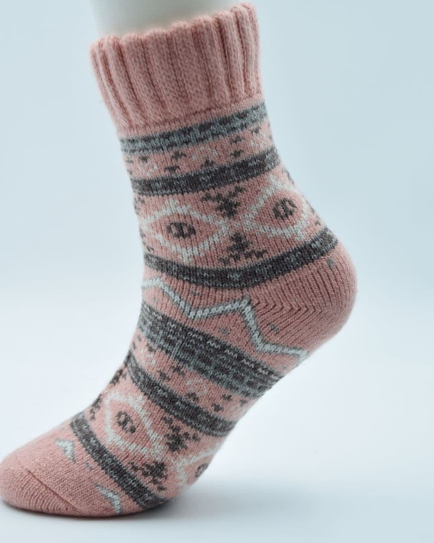 Cozy Fair Isle Winter Women Socks | Thick Knit Pink & Grey Thermal Lounge Socks1